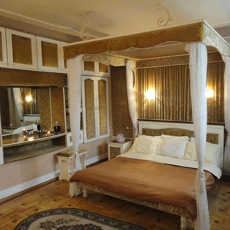 יירבאן Classic Apartment On Kievyan מראה חיצוני תמונה